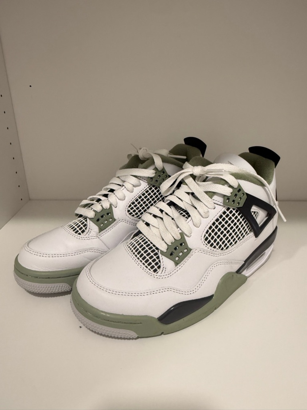 Jordan 4 Retro Seafoam(Women’s)